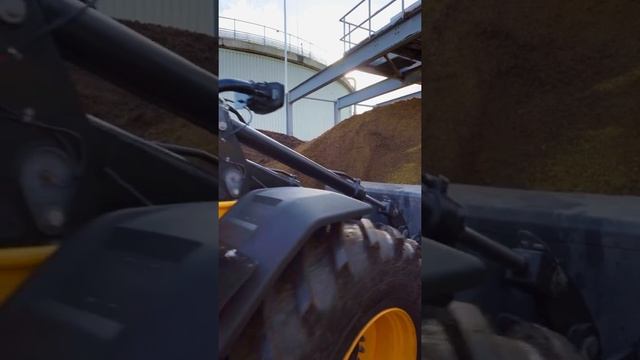 Lift more. Load more. The #JCB 457S wheel loader. Discover more through the link in the bio. смотреть онлайн