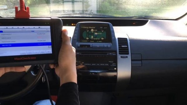 Autel MX808 Diagnostic Tool Scanning Prius Hybrid Battery Code P0A80