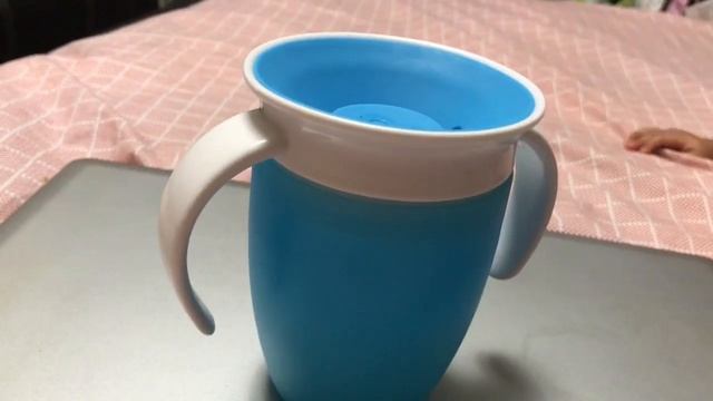 Munchkin 360 Sippy Cup Review and How to use? смотреть онлайн