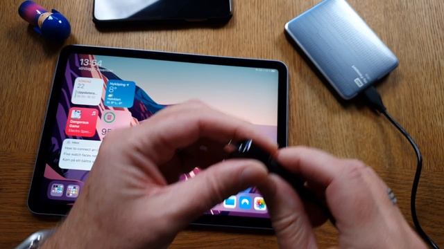 How to connect a USB A (USB 3.0) external hard drive to the iPad Air 4 (2020) / iPad Air 5 M1 (2022 смотреть онлайн