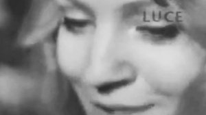 ЕЕ ДОРОГА. Песня. Автор-исполнитель Светлана Копылова, слова Ирина Самарина. На видео - Анна Герман