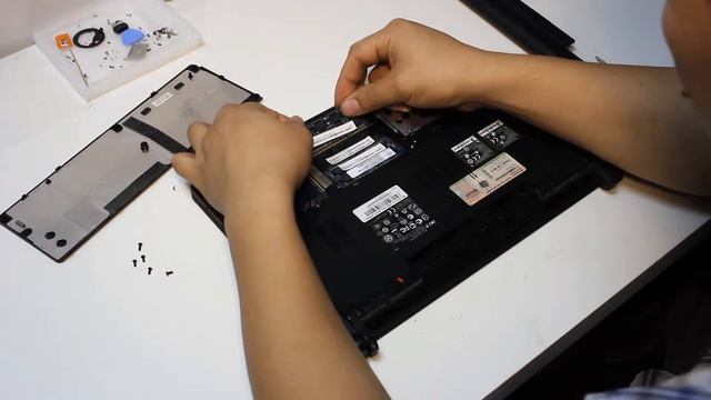 Замена ОЗУ на ноутбуке Acer Aspire 3820T | acer-doctor.ru смотреть онлайн
