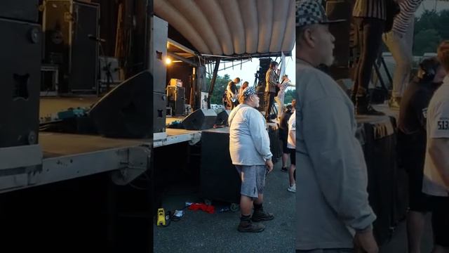 Mr Doctor Man - Palaye Royale - Warped Tour Mansfield 2018 смотреть онлайн