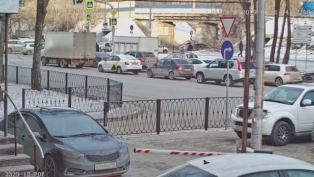 Видеокамера IP IVM-2329-STAR-12-POE. 2MP, SONY IMX307, HI3516EV200, 12mm. Улица, день! смотреть онлайн