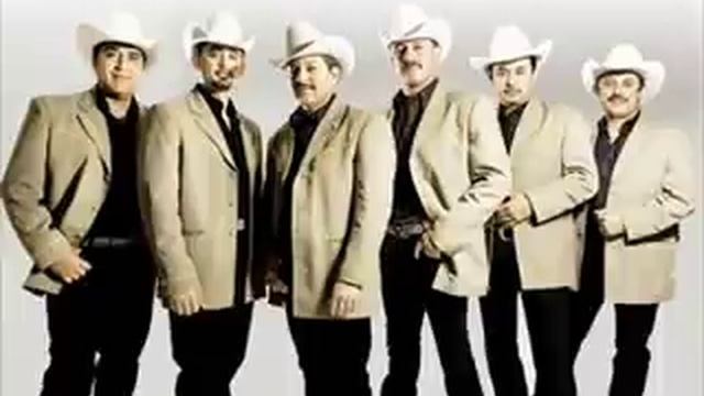 INVASORES DE NUEVO LEON- la playa sola смотреть онлайн