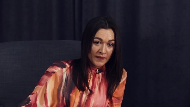 Элеонора Бородкина - маркетолог, визажист, блогер / Кто ты? смотреть онлайн