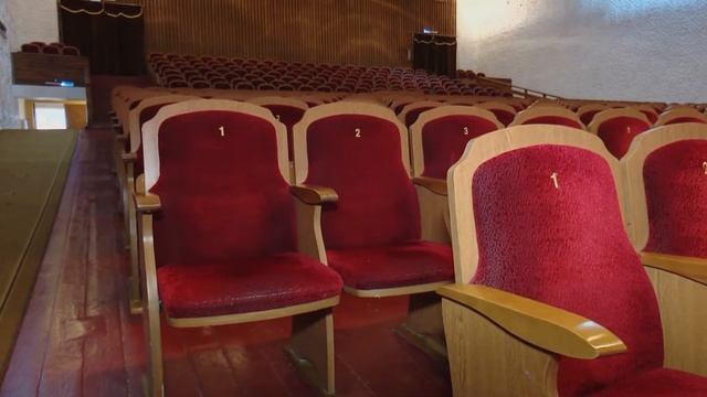 Обновленный зал ДК "Орбита" ждет своего зрителя смотреть онлайн