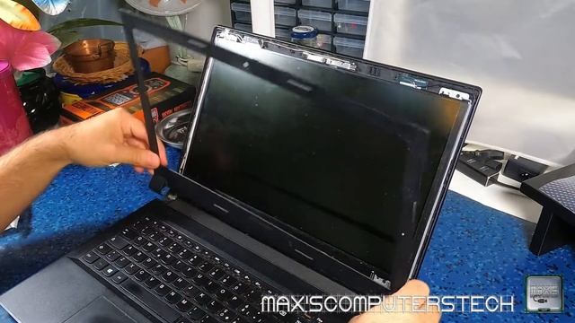 Come Sostituire il Display a Notebook Lenovo Modello B50 30 80ES смотреть онлайн