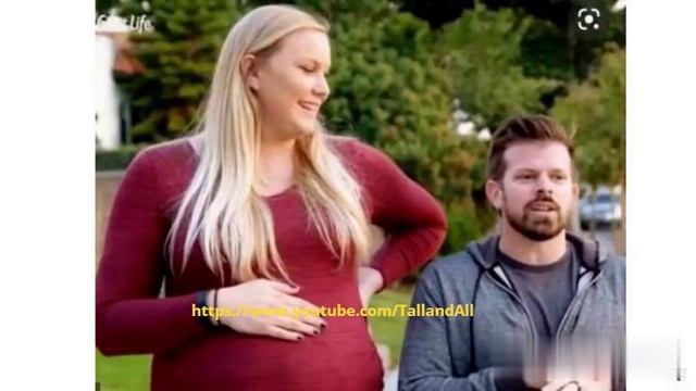 6'7" Tall Girl & Her 5'8 Husband Break Stereotypes смотреть онлайн