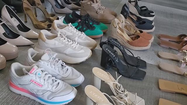 Shoe Collection! TODA Mi colección de zapatos ¿se te hacen muchos o poquitos? смотреть онлайн