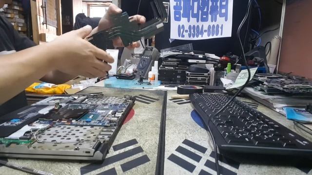 중국 거미 노트북 분해 조립 영상 쿨러 청소 및 SSD RAM UP MACHENIKE F117 LAPTOP FIX GAMING COOLER CLEAN смотреть онлайн