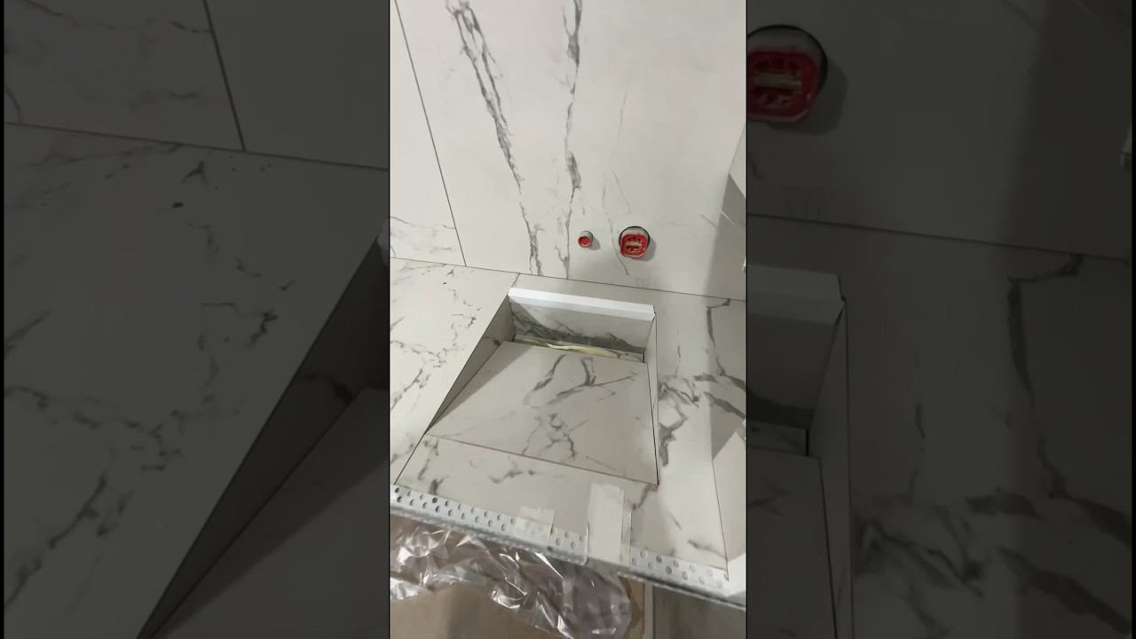 Столешница из керамогранита с встроенной раковиной, изготовленная нашими мастерами #дизайнинтерьера смотреть онлайн