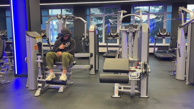 ТРЕНИРОВКА ДЕНЬ 72/КУРИНЫЕ НОЖКИ смотреть онлайн