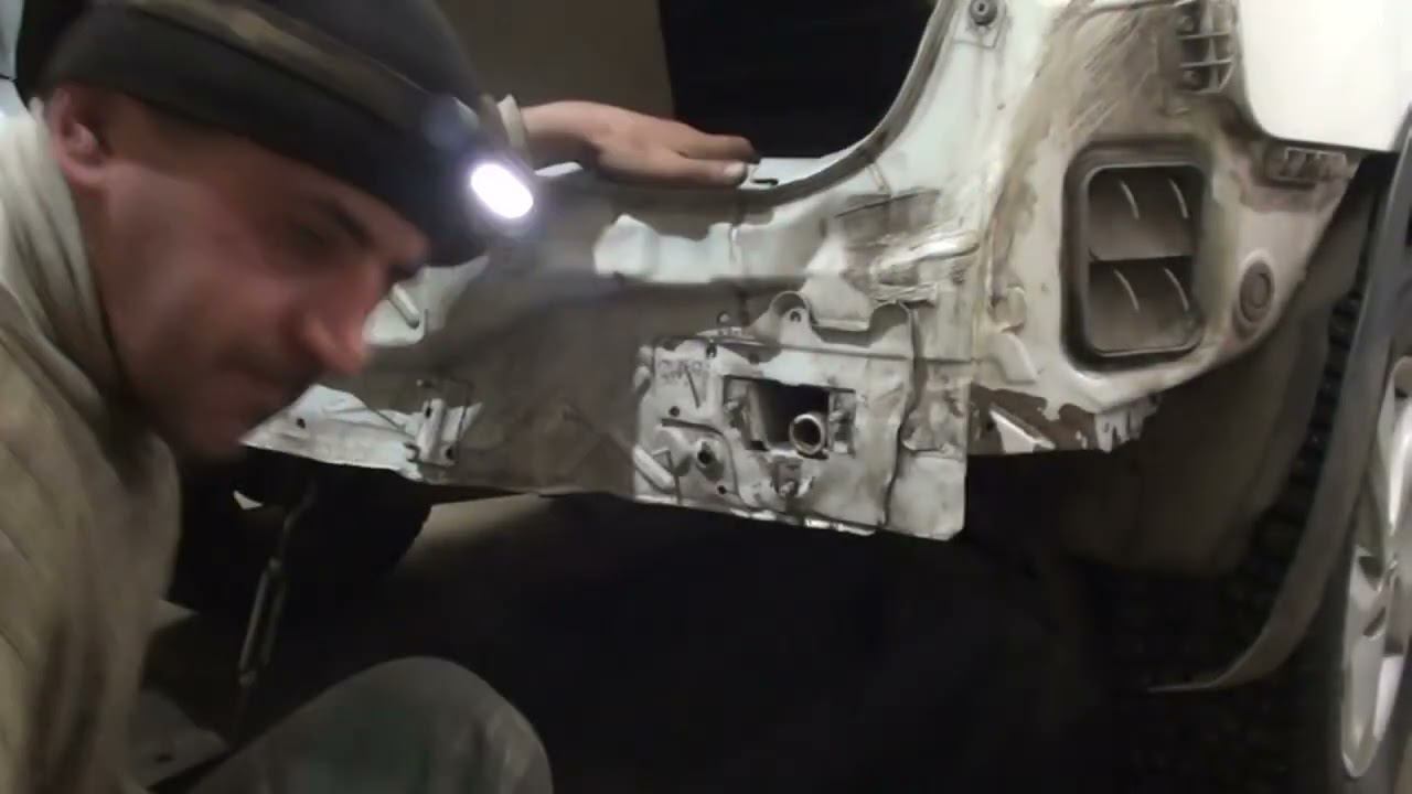 Кашкай битый в зад.