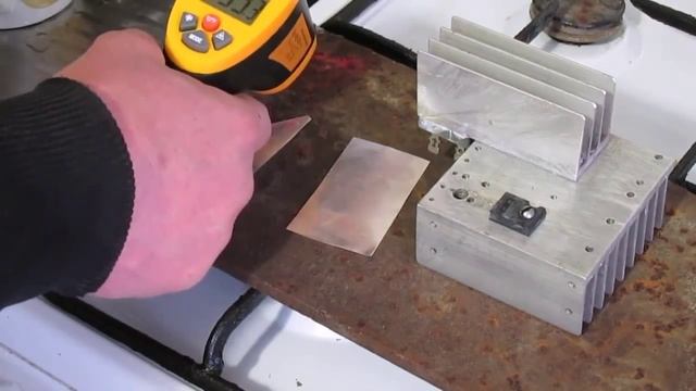 Быстрое измерение ТЕМПЕРАТУРЫ НА РАССТОЯНИИ. Пирометр . смотреть онлайн