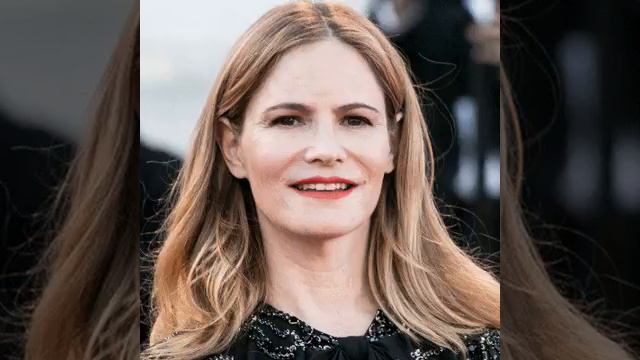 JENNIFER JASON LEIGH - WTF Podcast With Marc Maron #838