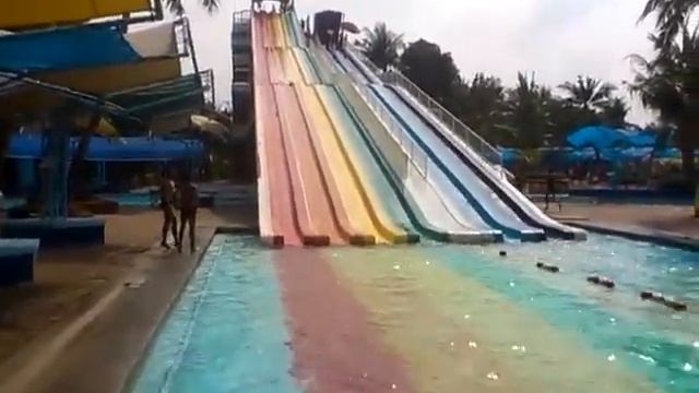 водные горки Сиам парк смотреть онлайн
