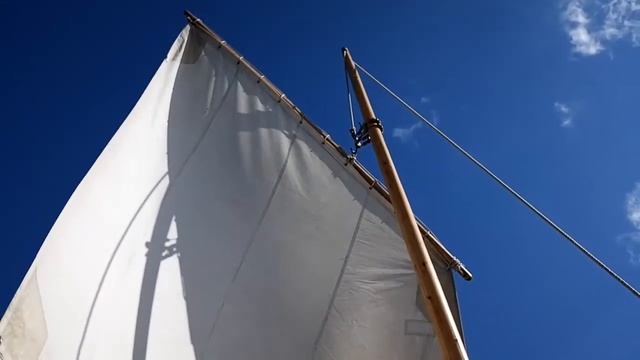 Лето, море, парус, гичка... смотреть онлайн