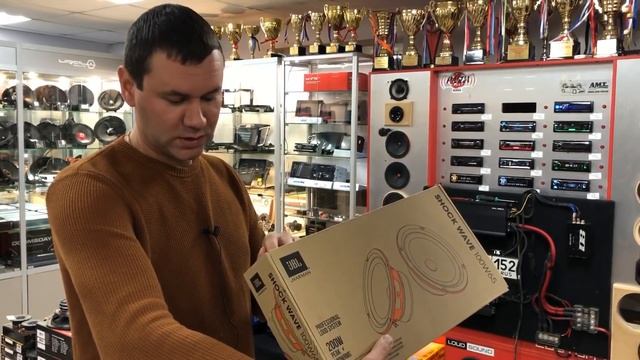 Акустика 16 см. Обзор с прослушкой JBL by Harman смотреть онлайн