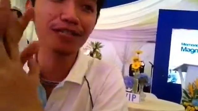 Az video blog: launch of Magnolia Flavor House in New Manila and launch of Cookie Monster ice cre.. смотреть онлайн