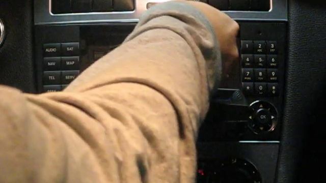 W203 Mercedes-Benz C230 COMAND post install смотреть онлайн