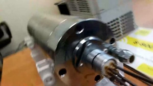 Фрезерный Шпиндель GDZ-80-2.2B (2.2 кВт ER-20)