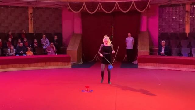 Игра с Диаболо Танец души Дарья Школова Цирк Фантазёры Тверская область, г Конаково смотреть онлайн