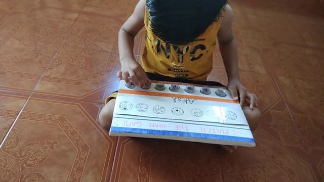 1 Match the Shape Game #ourparenting#stimulatecomparisonskillinkids#concentration смотреть онлайн
