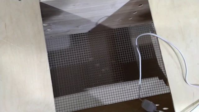 Обзор/Купить деревянный брудер для суточных цыплят БЦ-1ФП№0 интернет магазин - Большой фермер смотреть онлайн