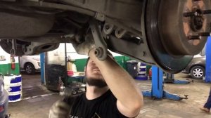 Ремонт ходовой части на Mitsubishi Outlander.