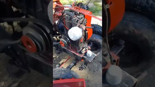 Just painted the cover on my old Briggs & Stratton engine смотреть онлайн