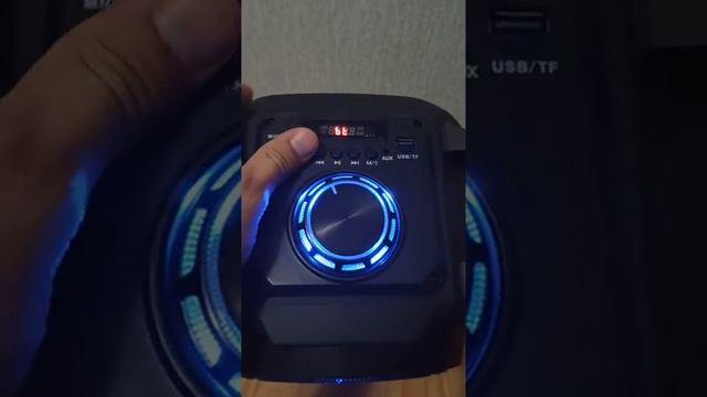 Колонка портативная Bluetooth смотреть онлайн