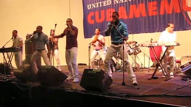 Maykel Blanko y Su Salsa Mayor - Esto Está (Live in Munich, Cubamemucho 2010) смотреть онлайн