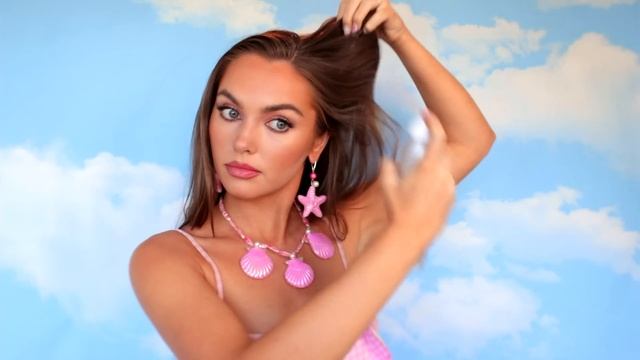 ?BARBIE MOVIE HAIRSTYLES? + Must-Have Barbie Collabs!??♀️?️ смотреть онлайн