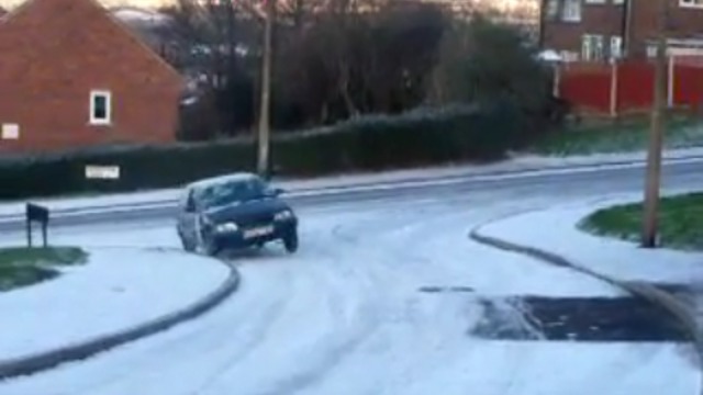 Ну очень скользкий поворот! смотреть онлайн