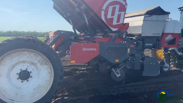 КФХ Плетинь - Посадка картофеля(сорт Гала) смотреть онлайн