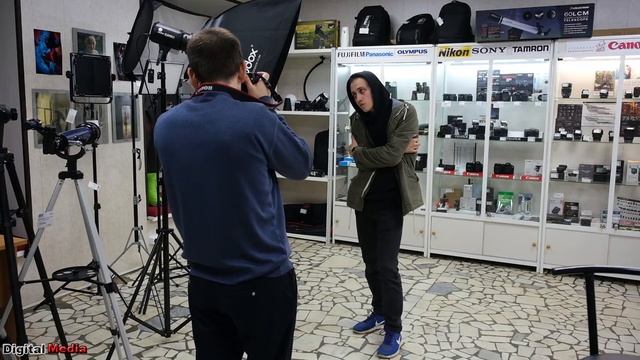 6D2 против 5D, новая камера против старой при студийном свете смотреть онлайн