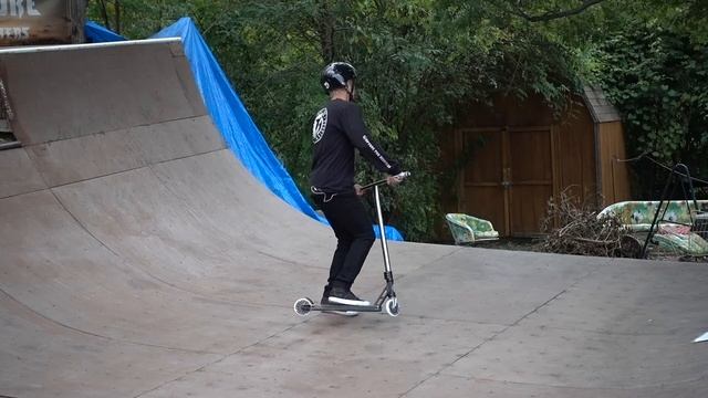 HOW TO 180 ON A SCOOTER | BEST WAY смотреть онлайн