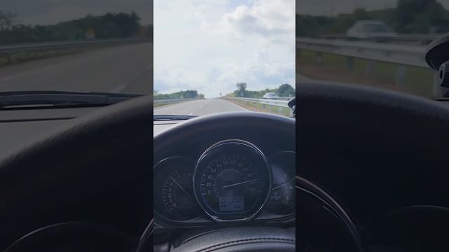 Top speed Toyota Alphard vs Toyota Camry 2.5 hybrid vs Toyota Vios 4AT NCP 150 смотреть онлайн