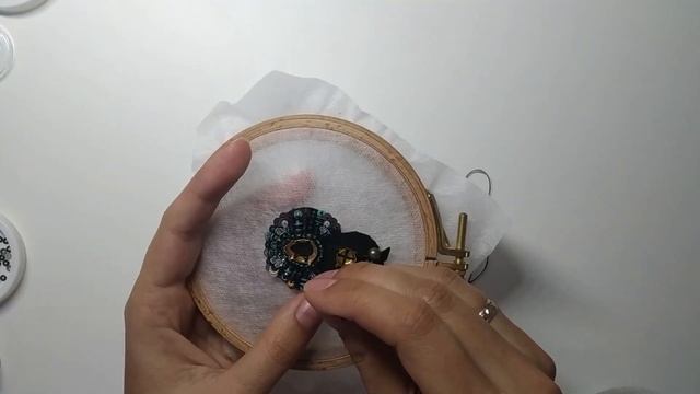 Брошь паук своими руками/Brooch spider do it yourself смотреть онлайн