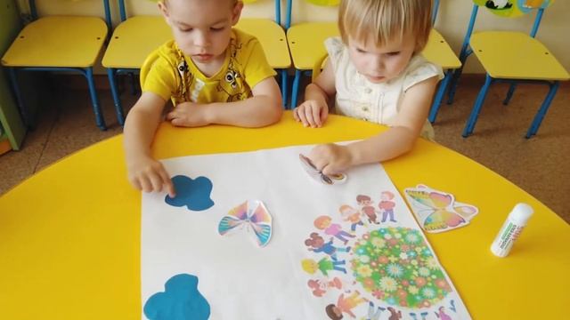Сиреневая (младшая группа). Коллективная работа смотреть онлайн