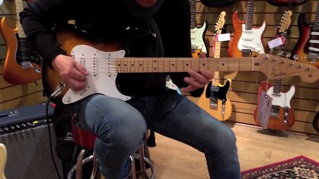 Fender 60th American Vintage 1954 Strat Maple 2 Tone Sunburst смотреть онлайн