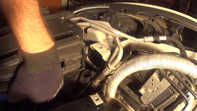 Fan Removal - Engine Removal And Repair 2007 BMW X5 N52 E70