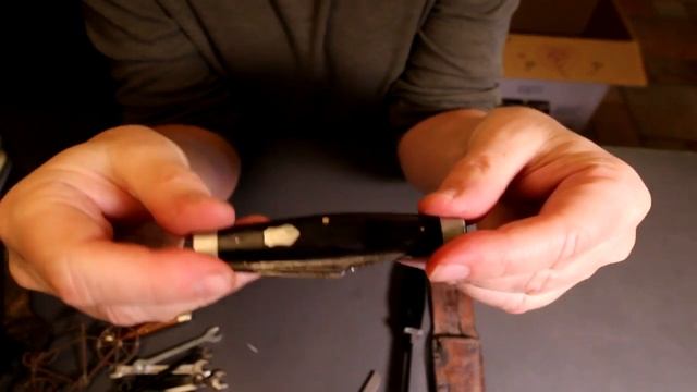 Flea-Market Finds - Tools - Pocket Knives - Measuring Tools - Collectibles смотреть онлайн