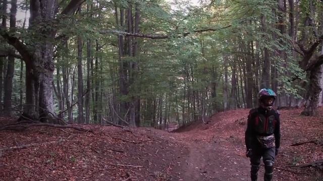 Демерджи на Motoland Dakar и Racer Panter. Лагерь в лесу. Крым! смотреть онлайн