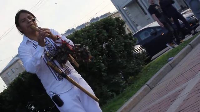 Inty Pakarina - Dance of the iron horse смотреть онлайн