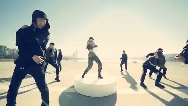 Lisa black pink dance x academy YGX смотреть онлайн