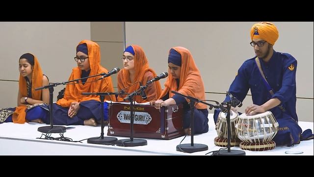 The UK's Largest Sikh Gurdwara - Guru Maneyo Granth Gurdwara, Slough, UK смотреть онлайн