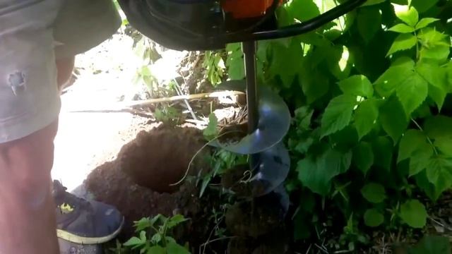 Stihl BT 121 Auger Demonstration and Quick Discussion смотреть онлайн