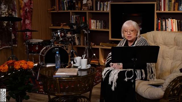 Светлана Крючкова в арт-пространстве "ПушкинРядом", часть 1 смотреть онлайн
